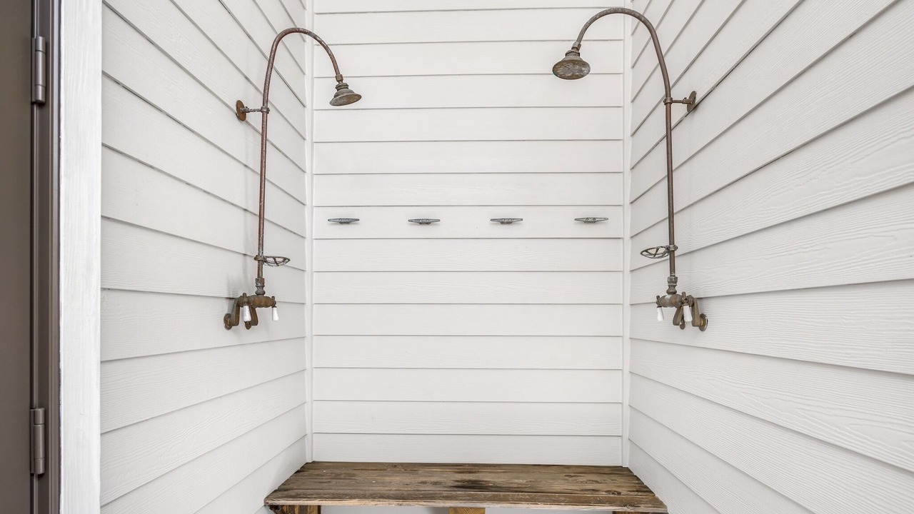 Photo of Bathroom in Gulf District