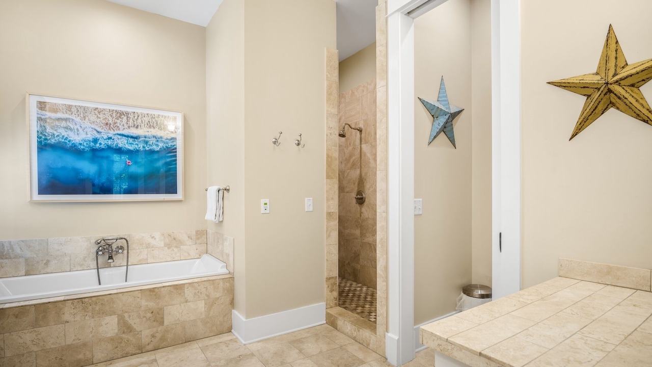 Photo of Bathroom in Gulf District