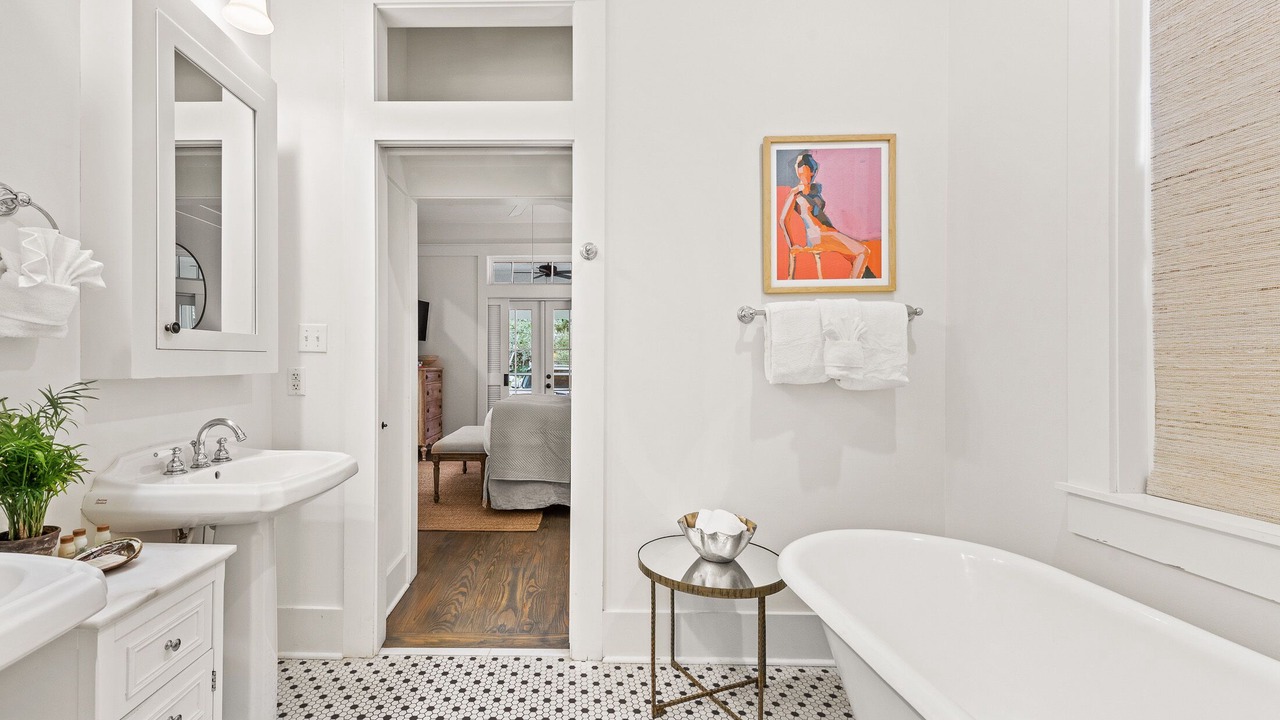 Photo of Bathroom in Cottage District