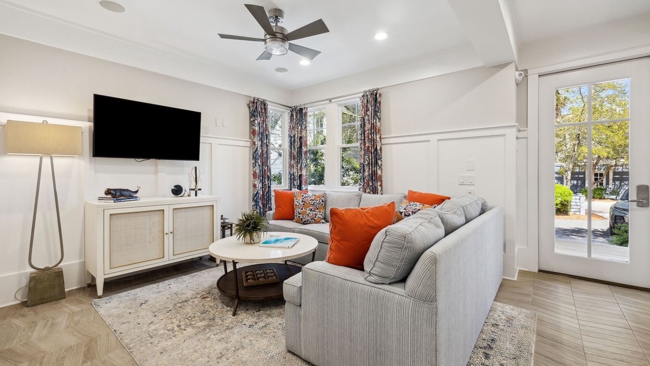 Photo of Livingroom in WaterSound Beach