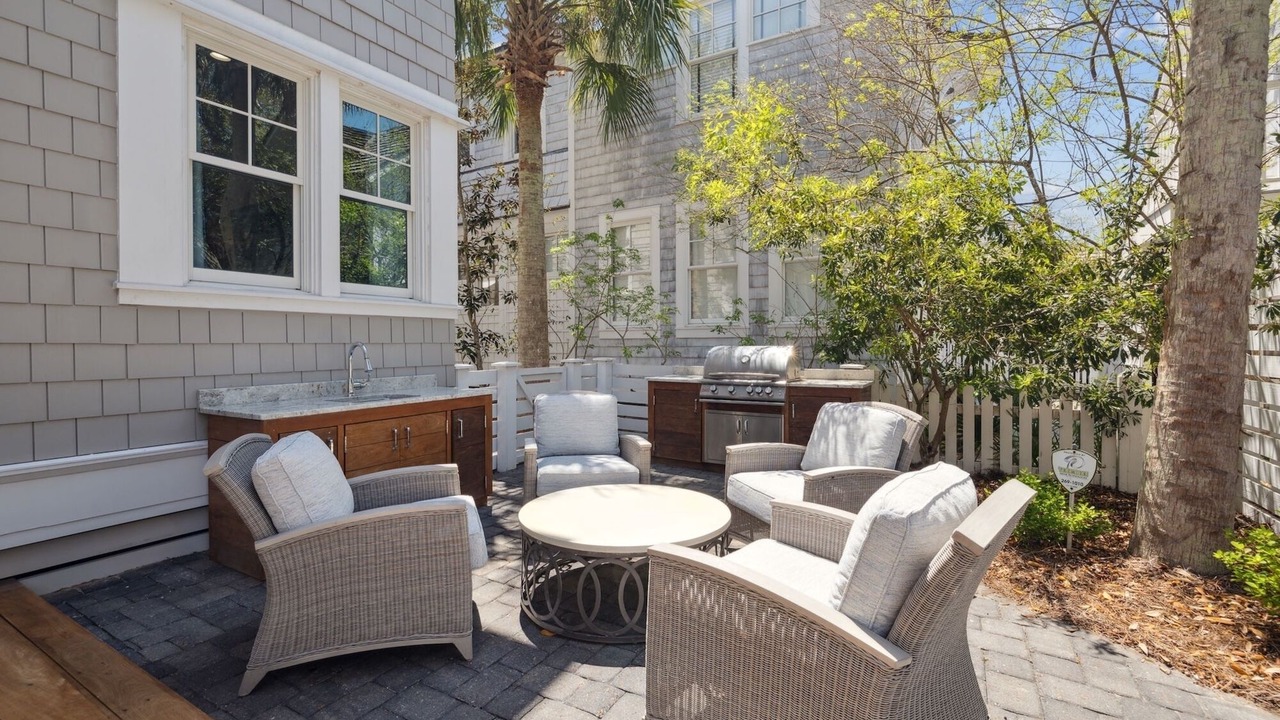 Photo of Patio Balcony in WaterSound Beach