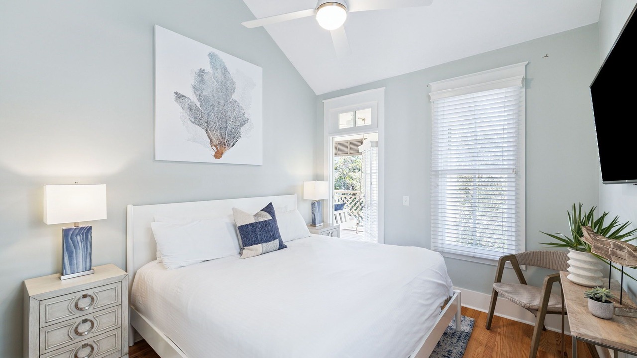 Photo of Bedroom in Seacrest Beach