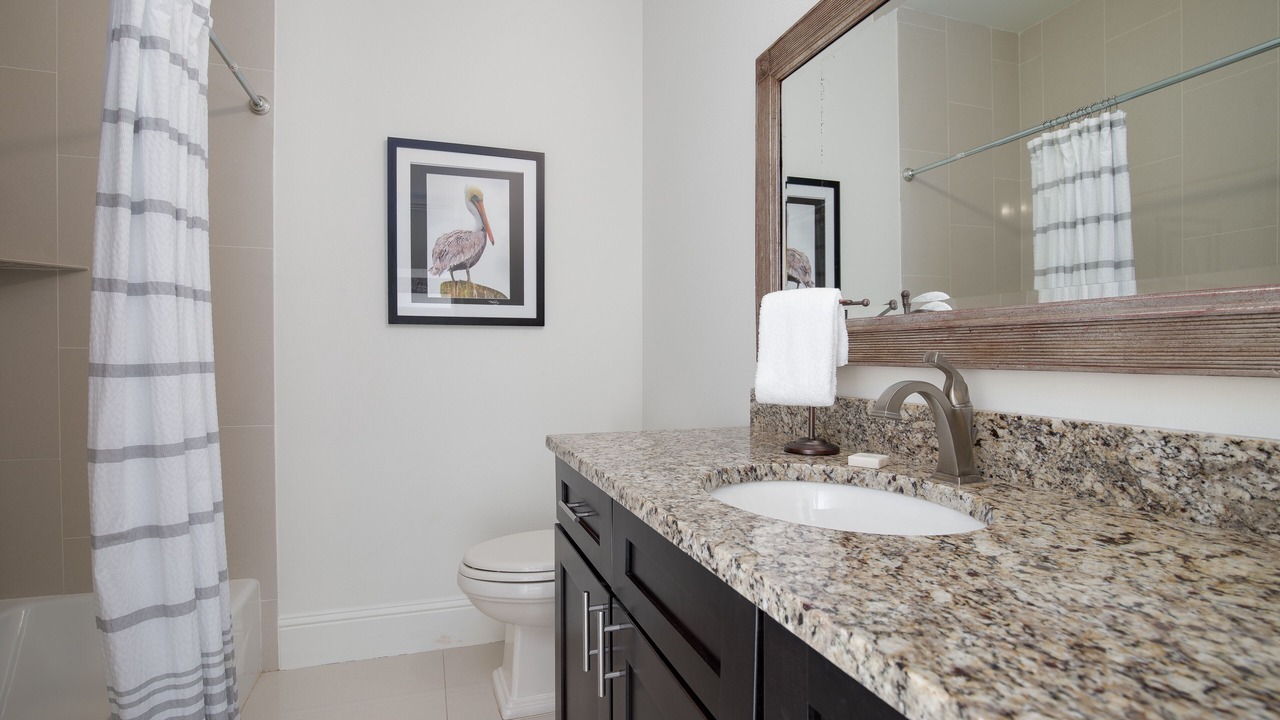 Photo of Bathroom in Villa Lago