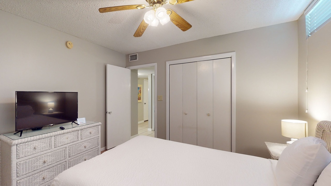 Photo of Bedroom in Silver Sands Beach