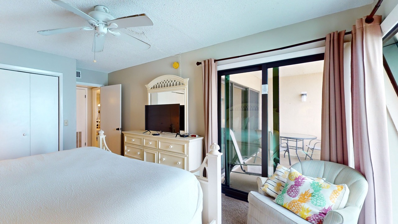 Photo of Bedroom in Silver Sands Beach