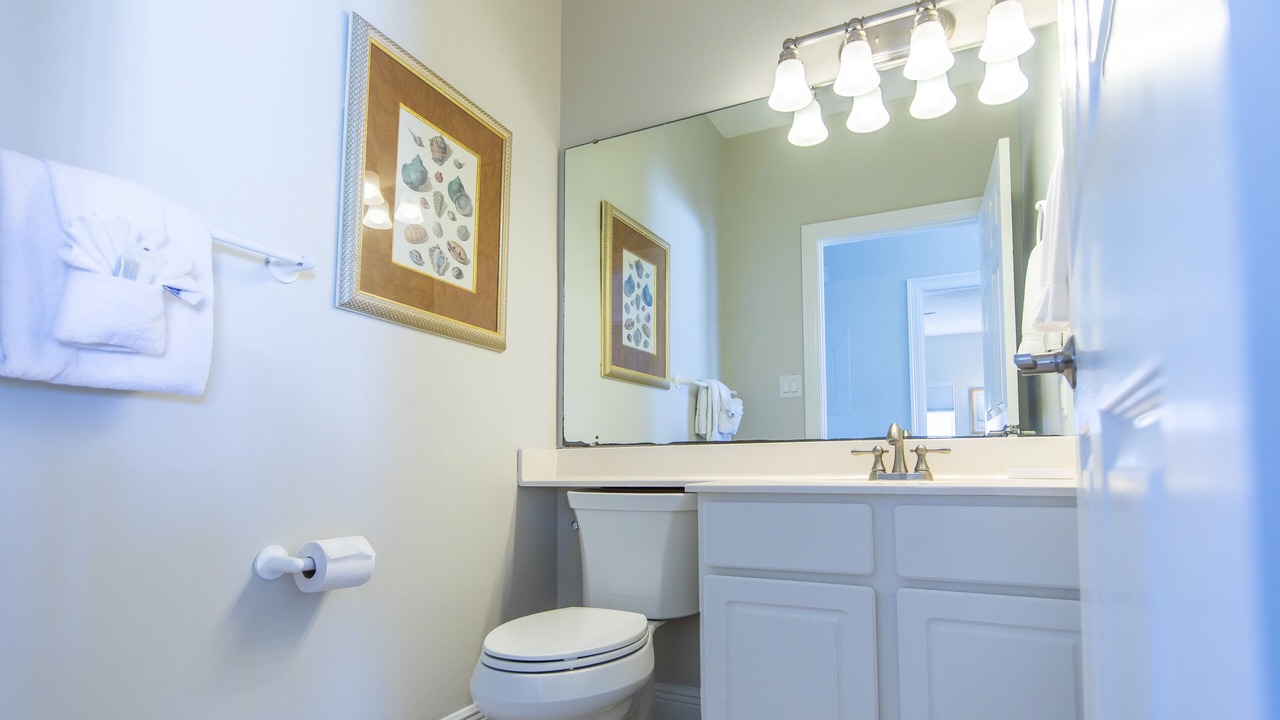 Photo of Bathroom in Dune Allen Beach