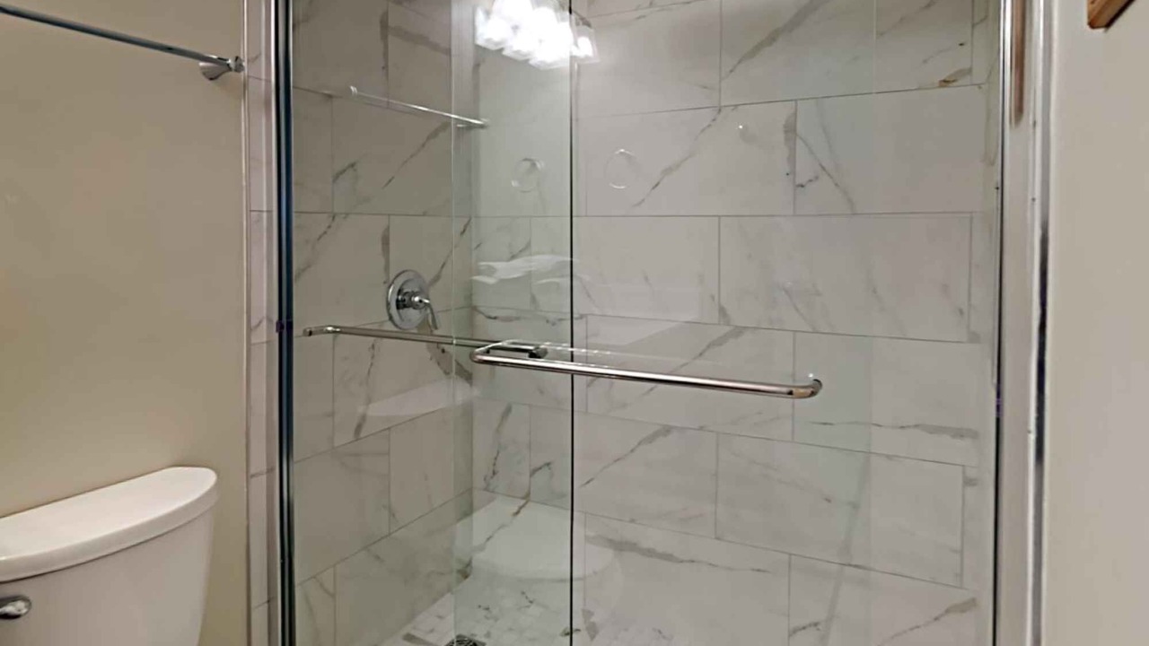 Photo of Bathroom in Navarre Beach
