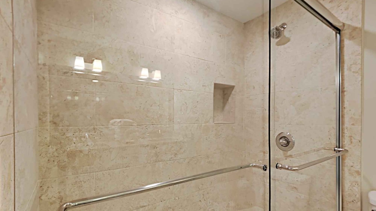 Photo of Bathroom in Navarre Beach