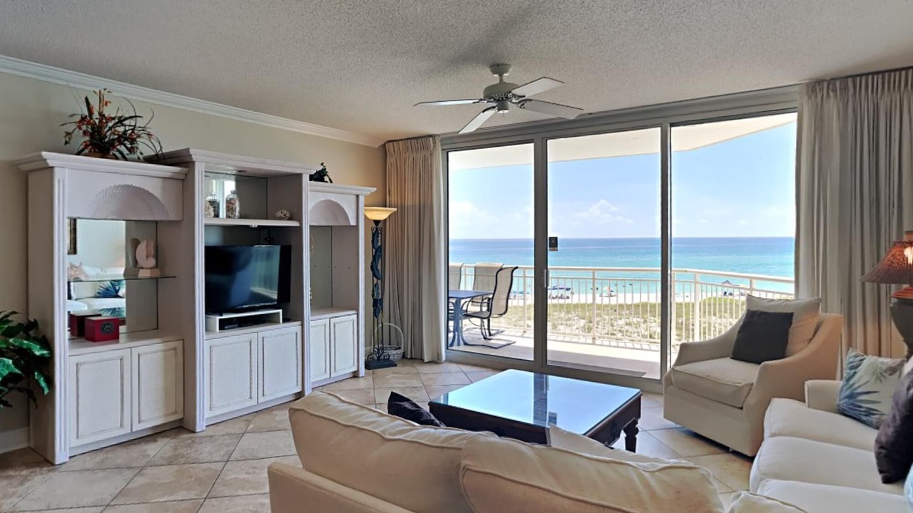 Photo of Livingroom in Navarre Beach