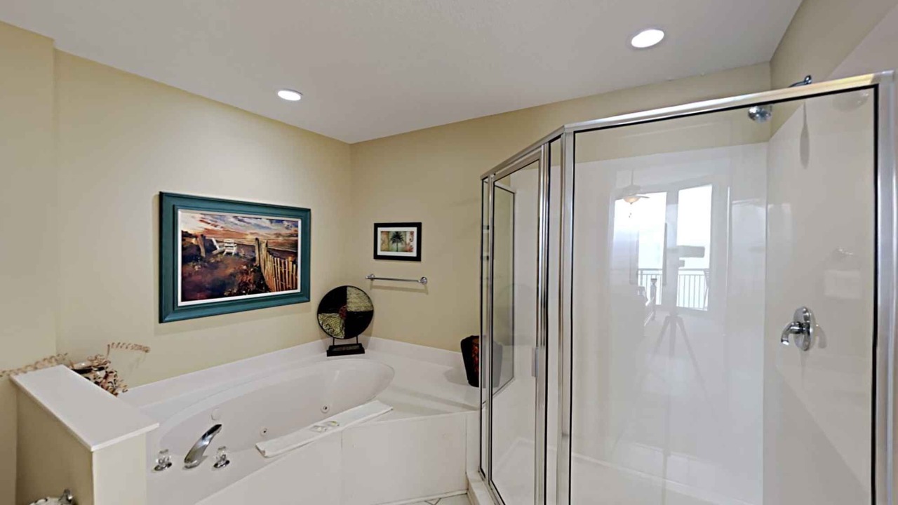 Photo of Bathroom in Navarre Beach