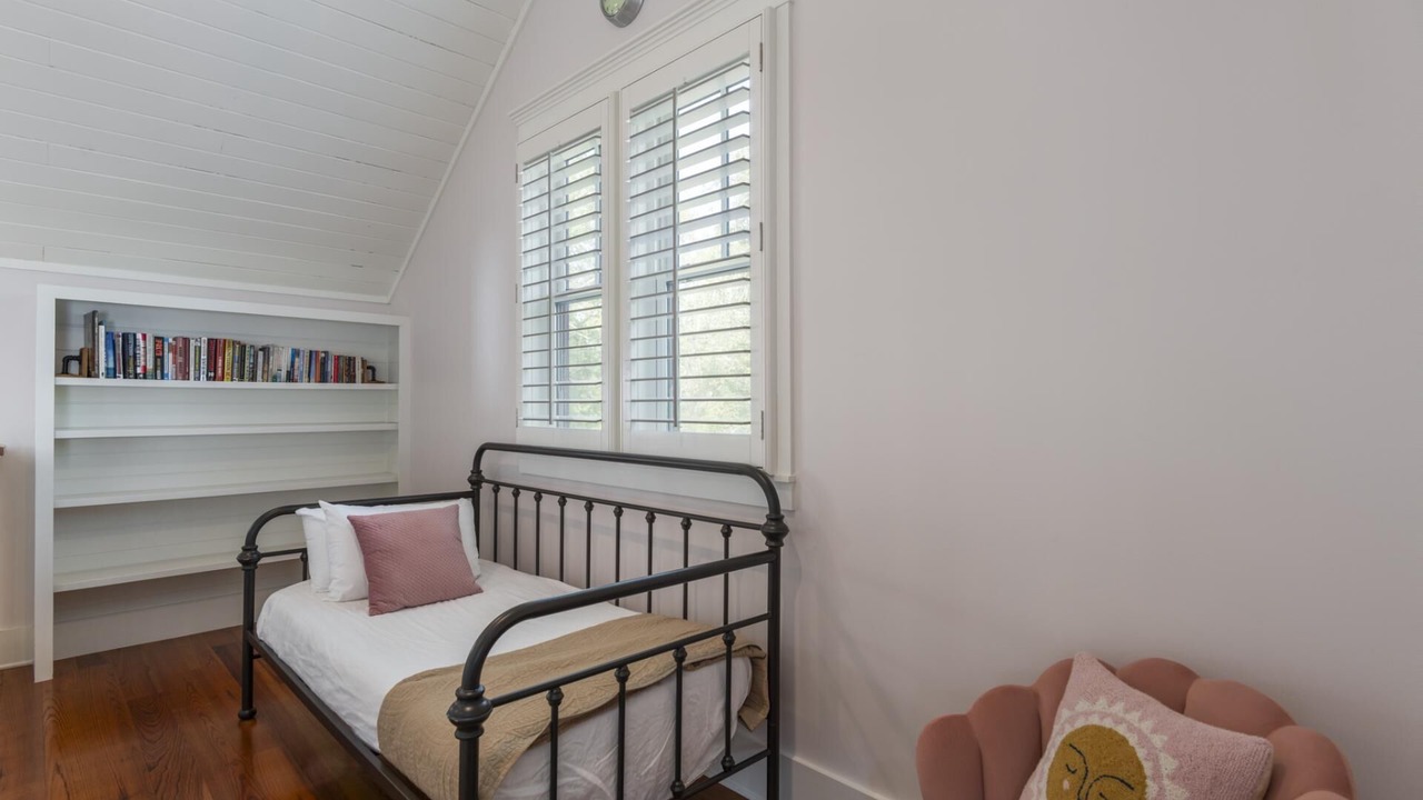 Photo of Bedroom in Watercolor