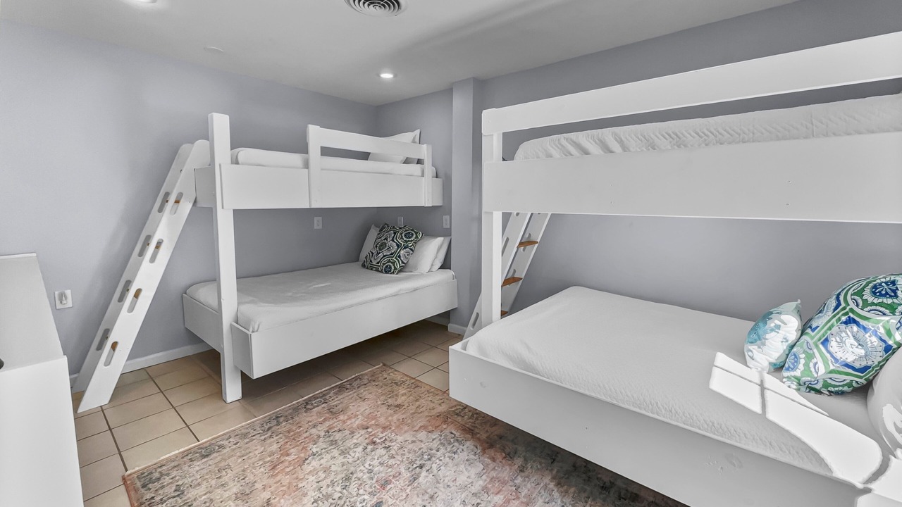 Photo of Bedroom in Inlet Beach