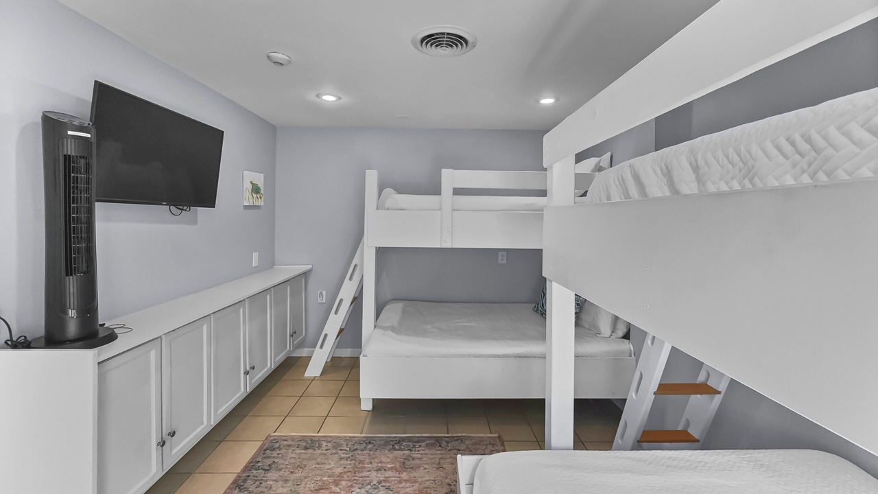 Photo of Bedroom in Inlet Beach