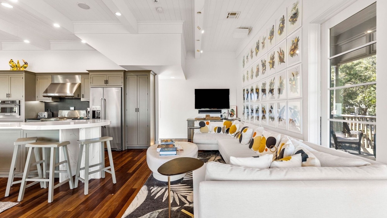 Photo of Livingroom in Seagrove Beach