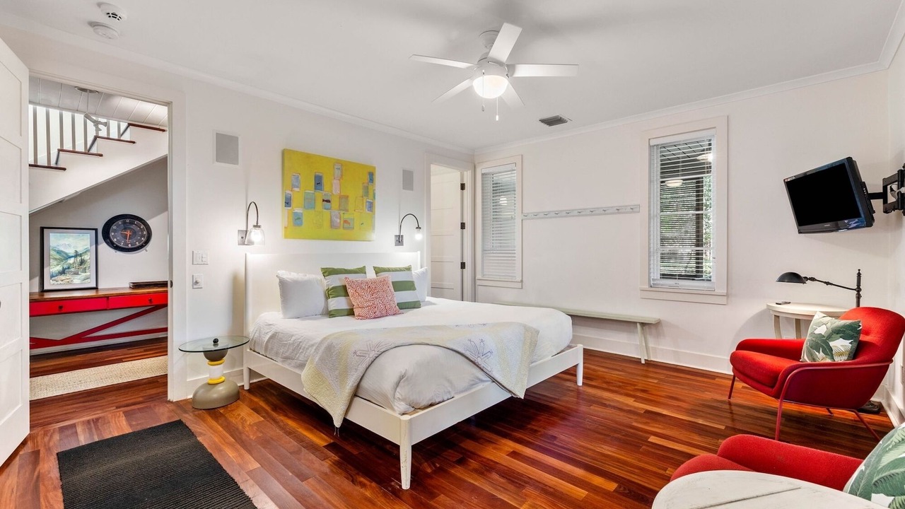 Photo of Bedroom in Seagrove Beach