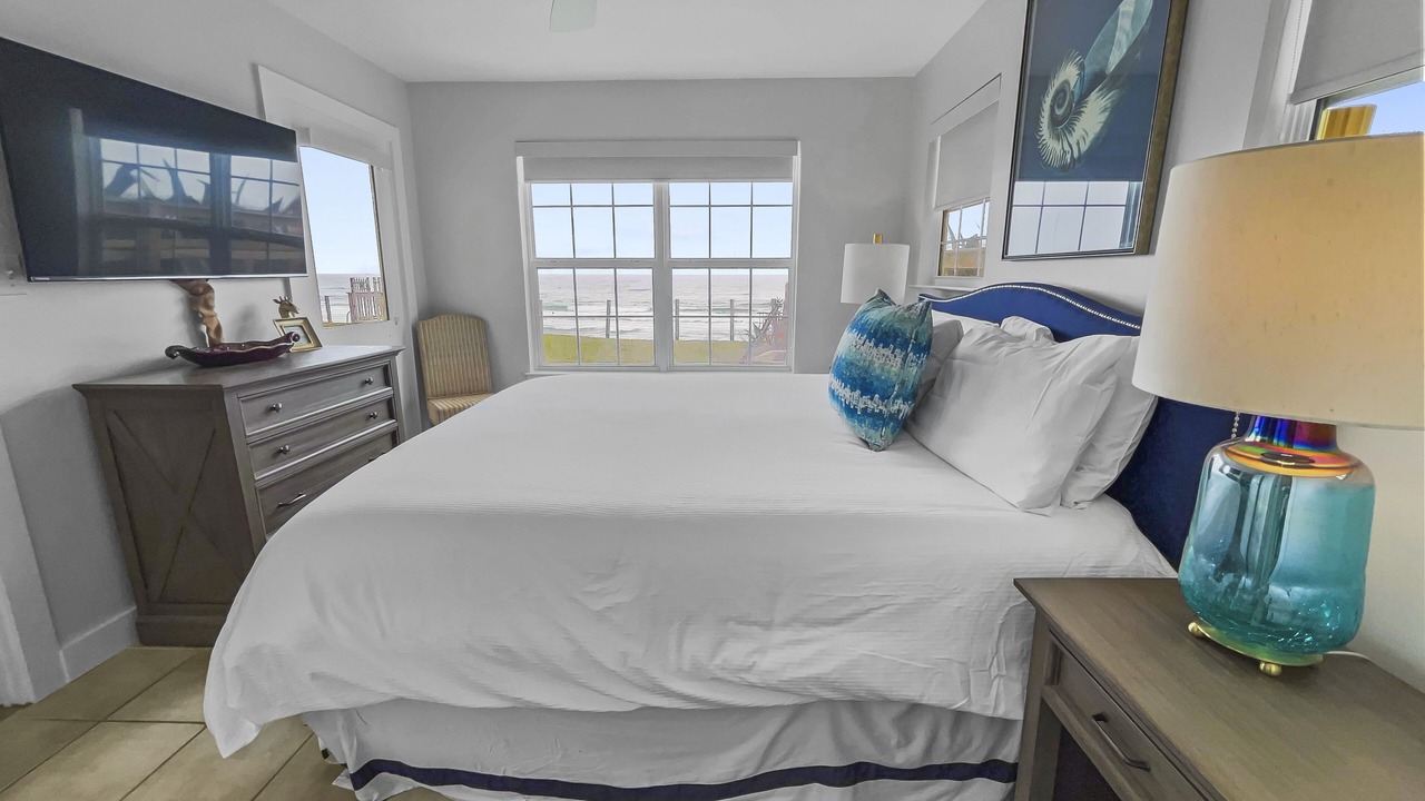 Photo of Bedroom in Santa Rosa Beach