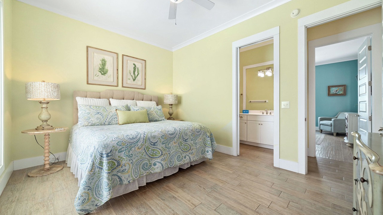 Photo of Bedroom in Gulf Shores