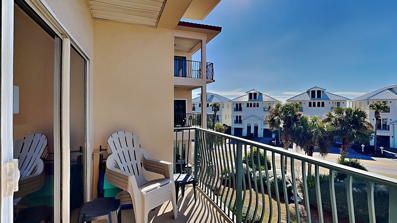 Photo of Patio Balcony in Frangista Beach