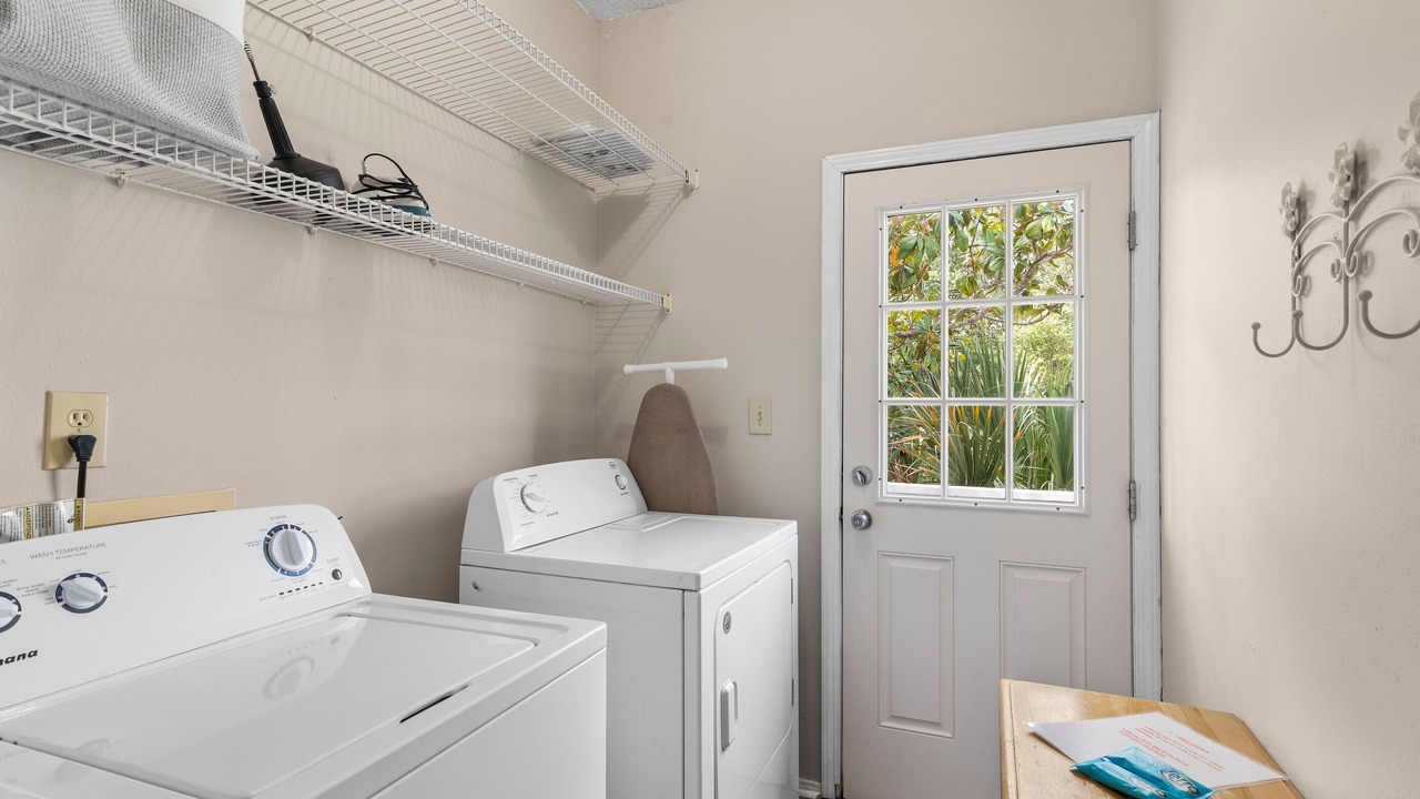 Photo of Bedroom in Crystal Beach