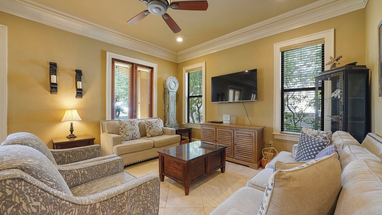 Photo of Outdoor in Emerald Waters Village