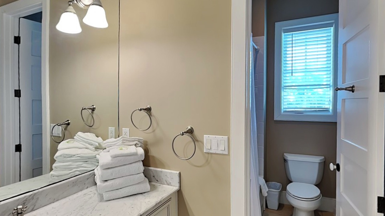 Photo of Bathroom in Crystal Shores
