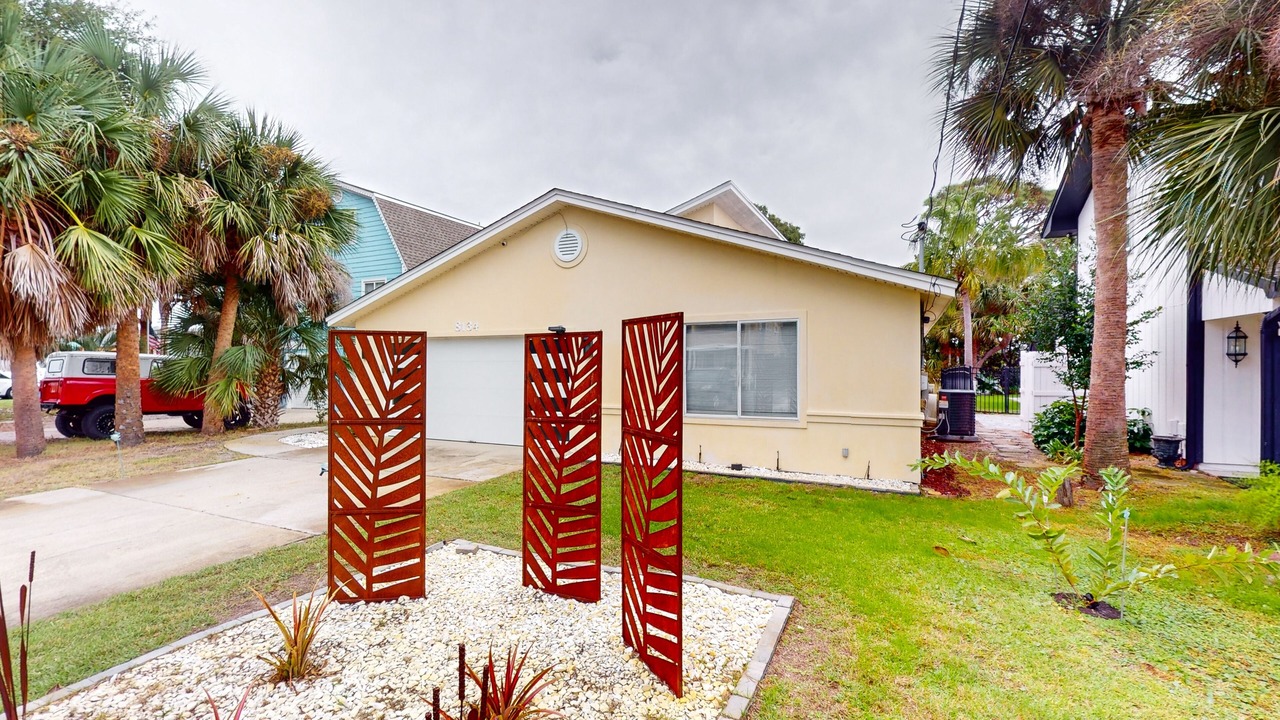 Photo of Outdoor in Silver Sands