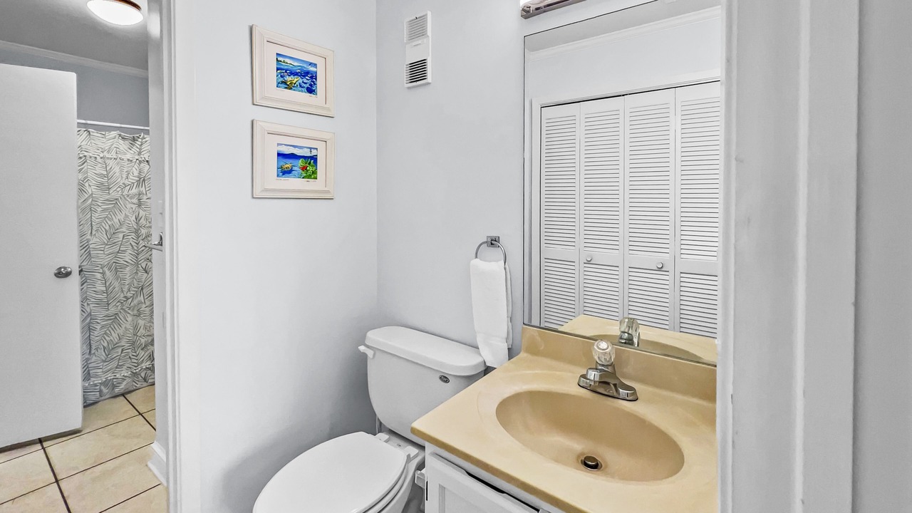 Photo of Bathroom in Laguna Beach
