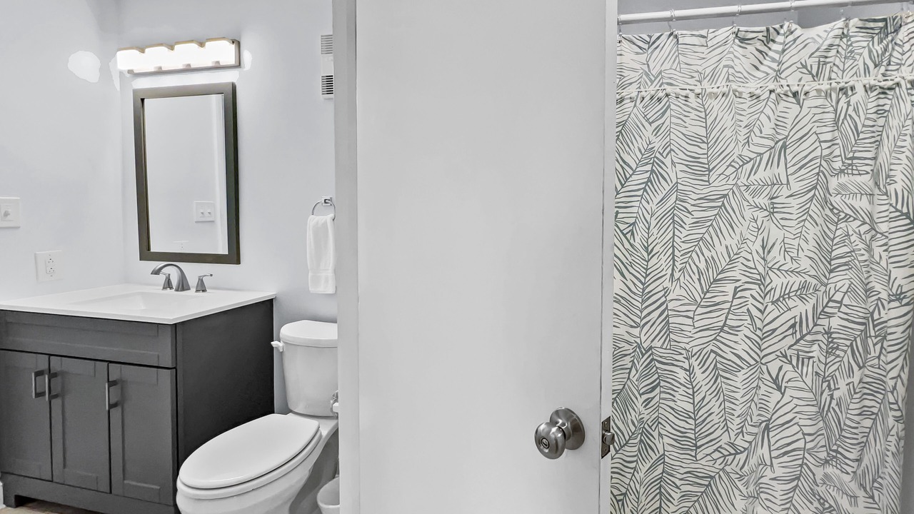 Photo of Bathroom in Laguna Beach