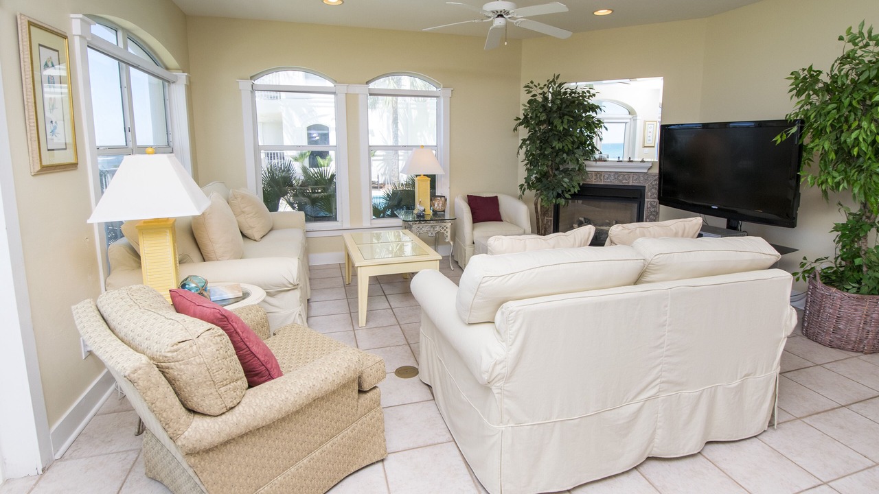 Photo of Bedroom in Gulf Place