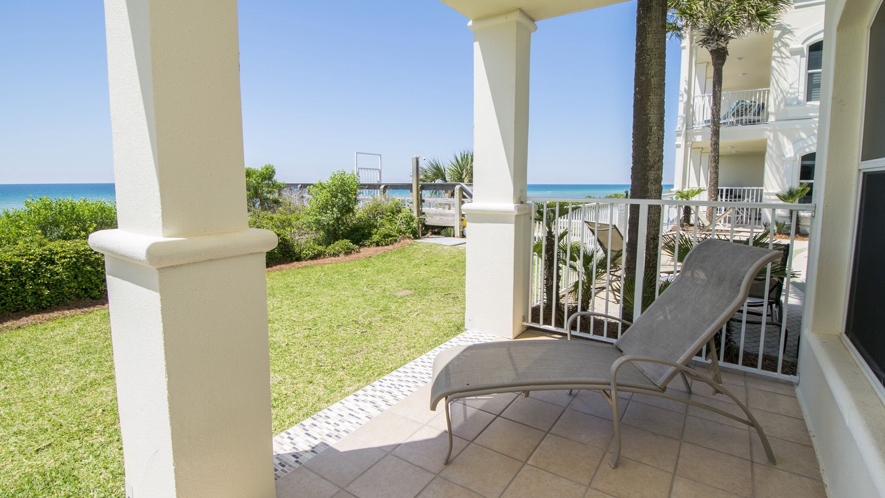 Photo of Patio Balcony in Gulf Place