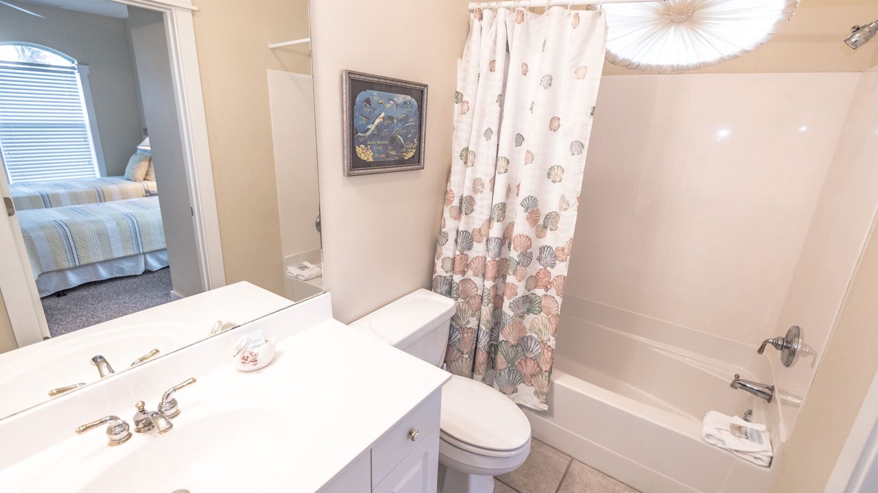 Photo of Bathroom in Gulf Place