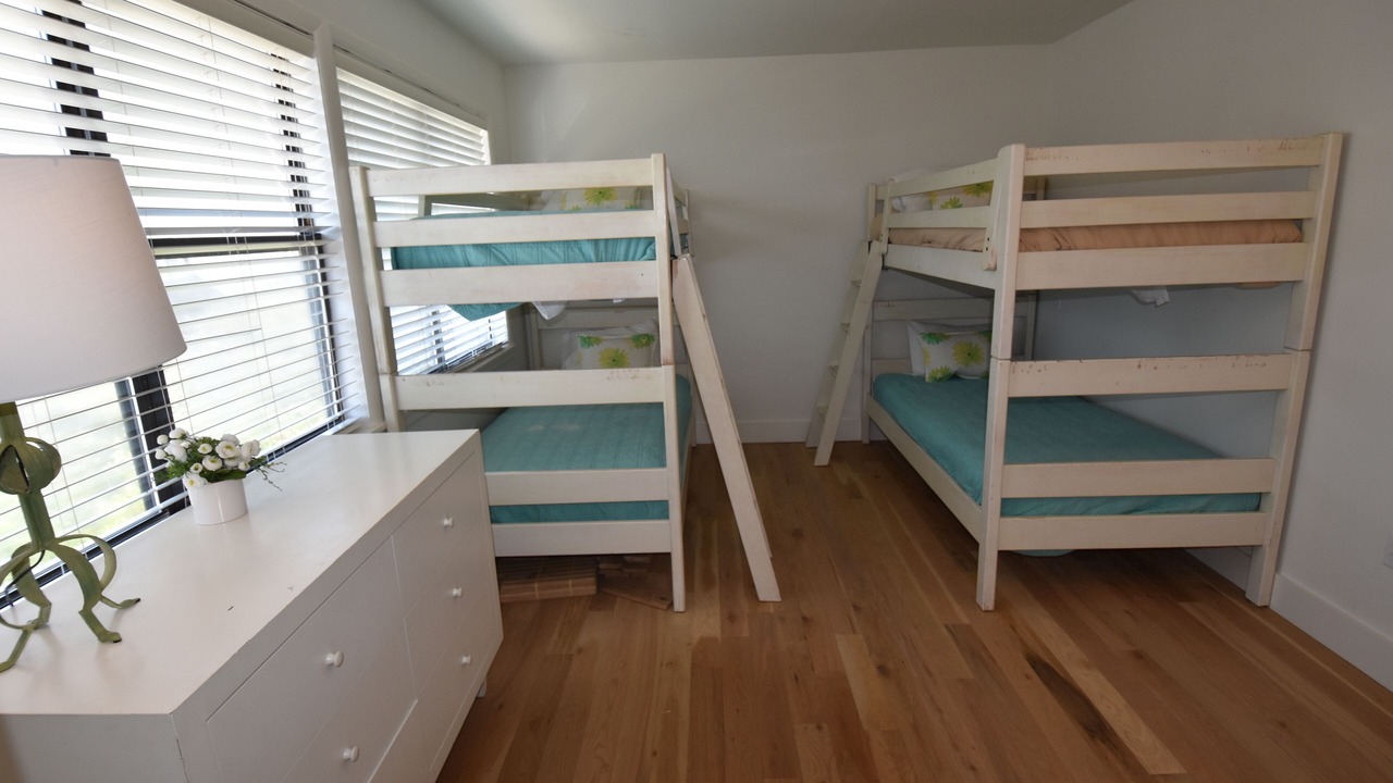 Photo of Bedroom in Gulf Trace
