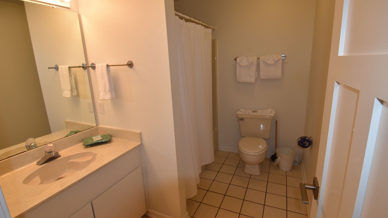 Photo of Bathroom in Gulf Trace