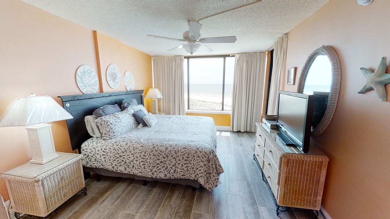 Photo of Bedroom in Gulf Lagoon Beach