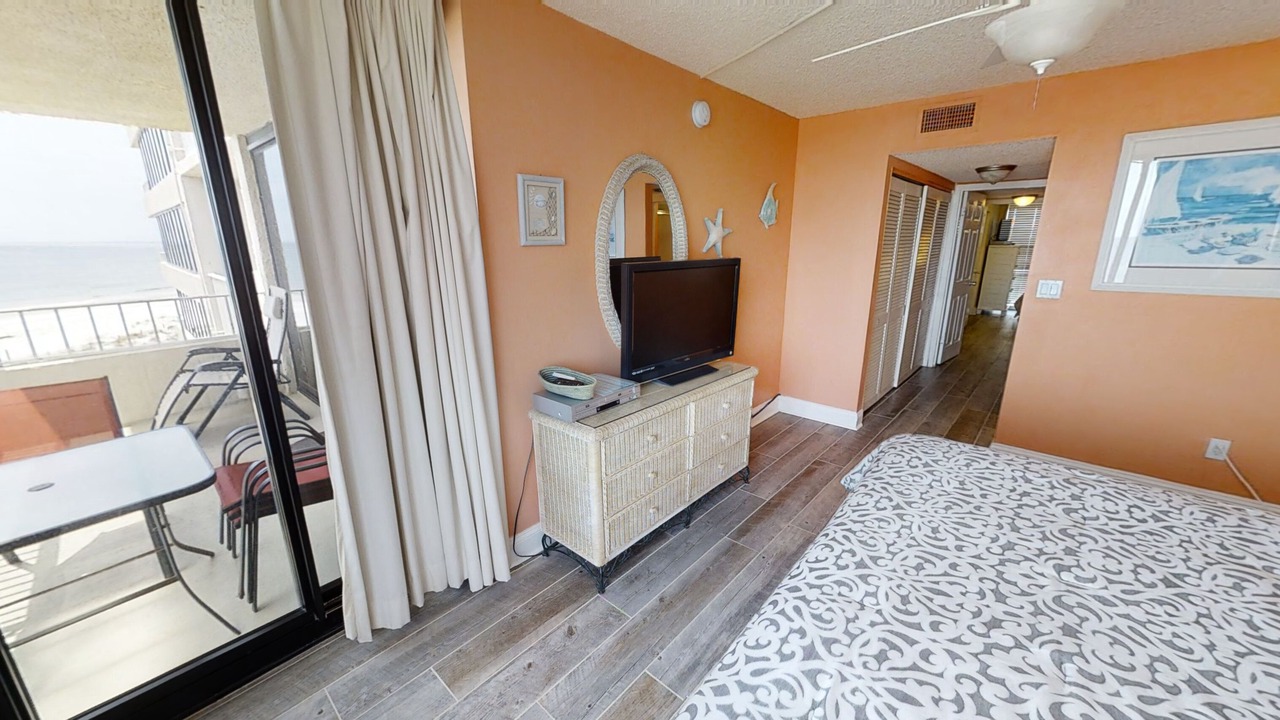 Photo of Bedroom in Gulf Lagoon Beach