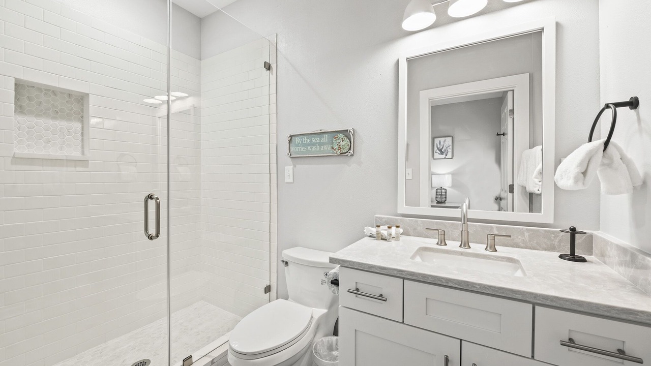 Photo of Bathroom in Gulf Trace