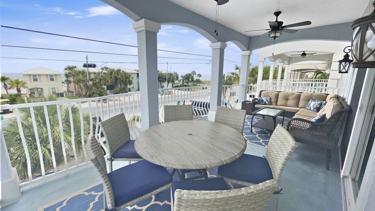 Photo of Patio Balcony in Laguna Beach