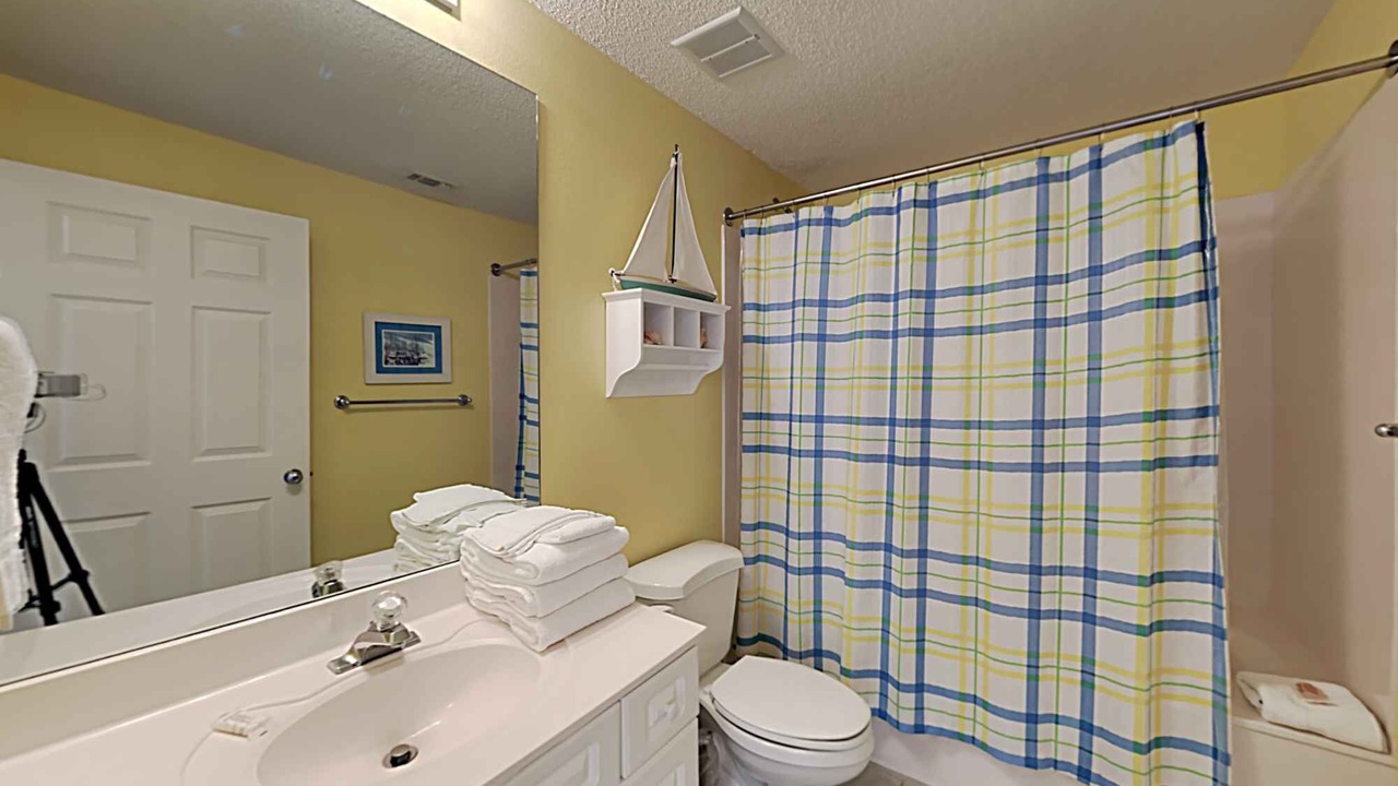 Photo of Bathroom in Navarre Beach