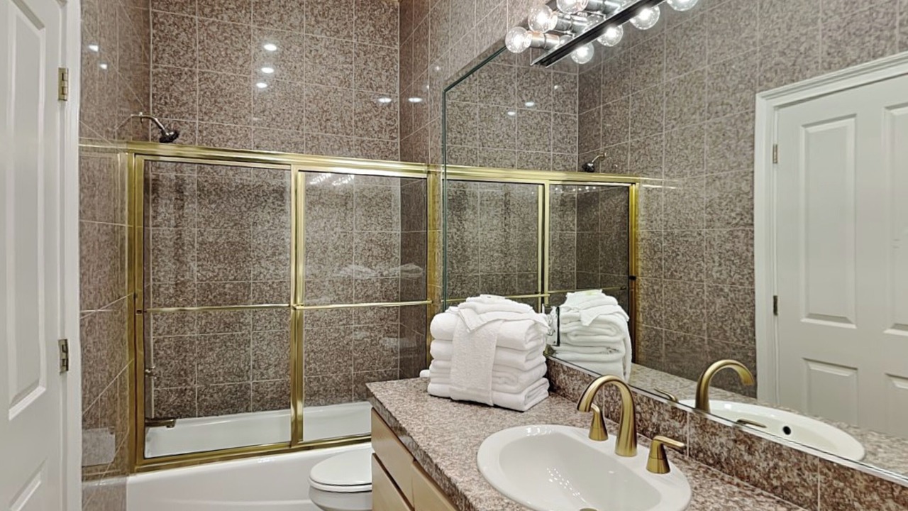 Photo of Bathroom in Crescent Beach