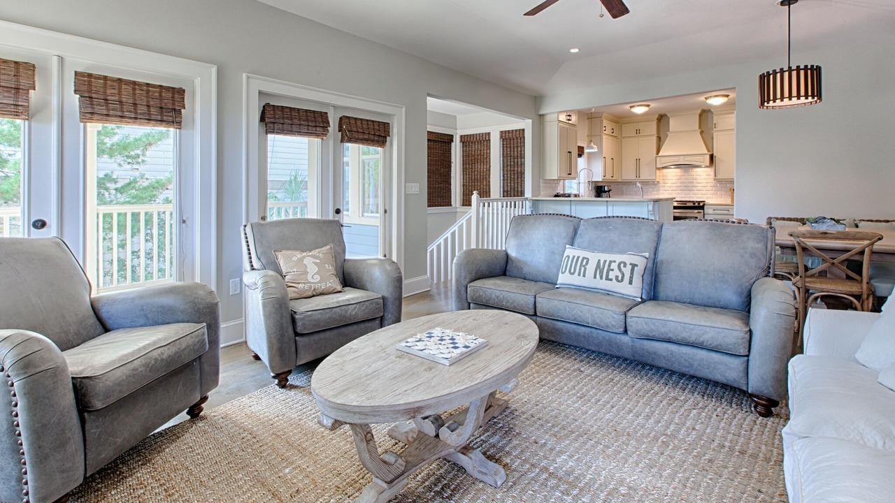 Photo of Livingroom in Dune Allen Beach