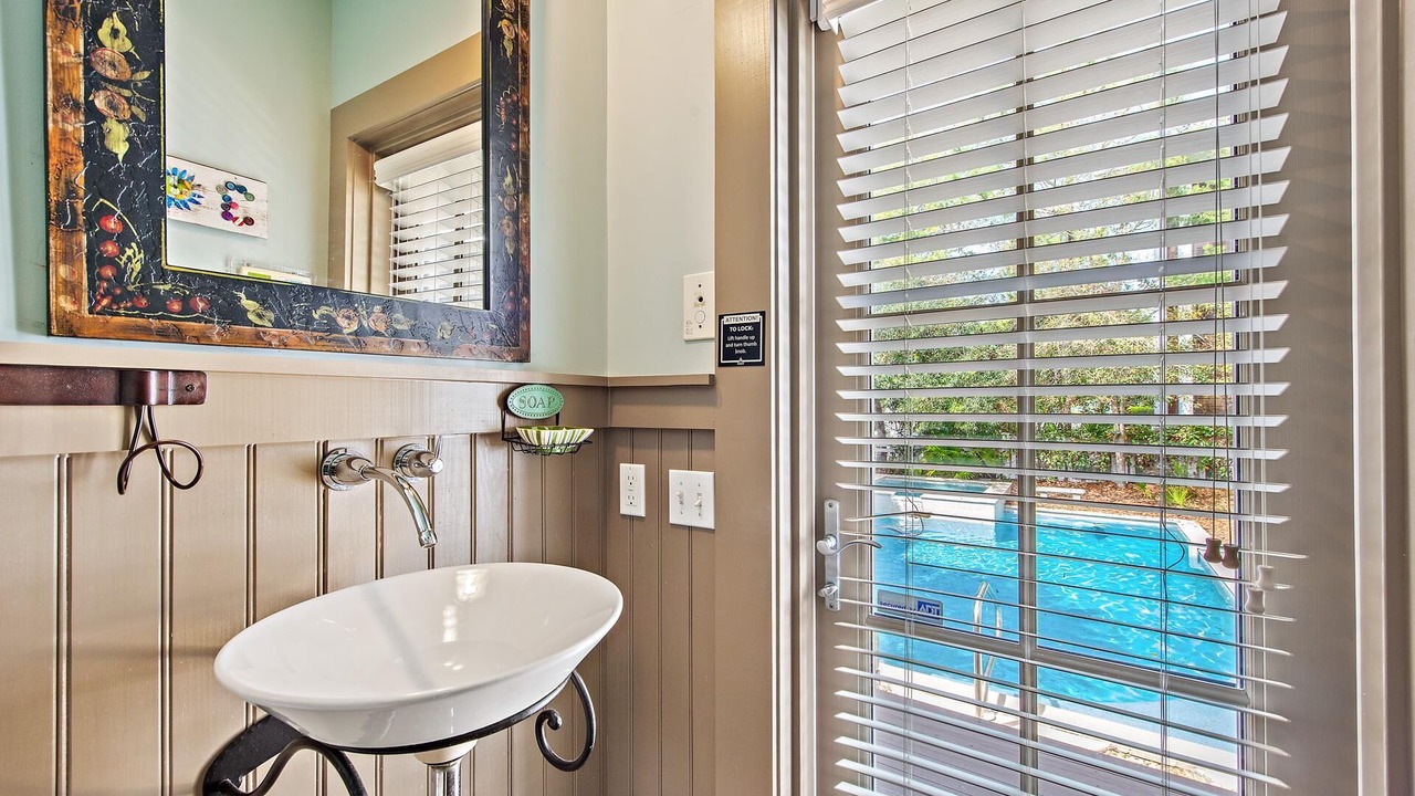 Photo of Bathroom in Forest District