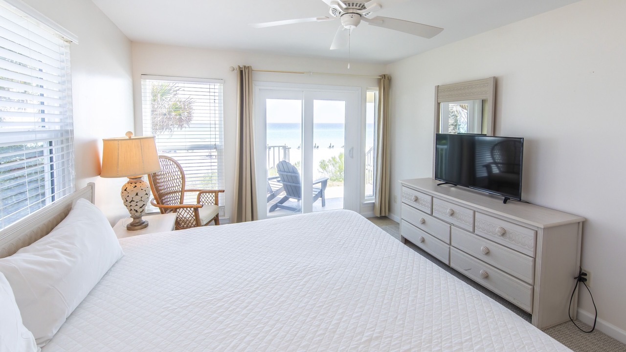 Photo of Bedroom in Dune Allen Beach
