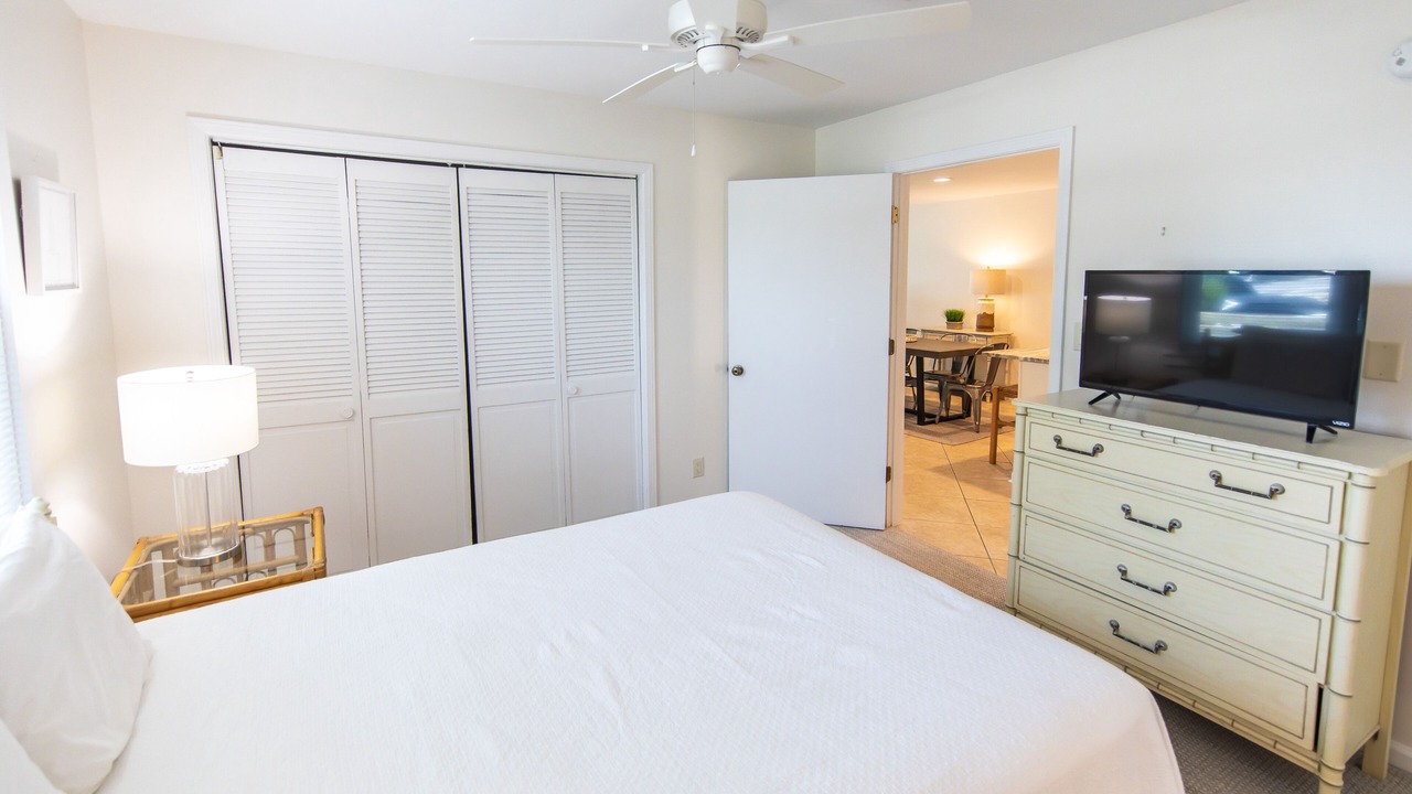 Photo of Bedroom in Dune Allen Beach
