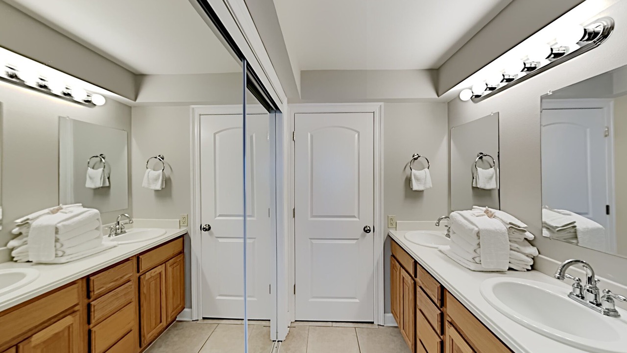Photo of Bathroom in Pensacola Beach