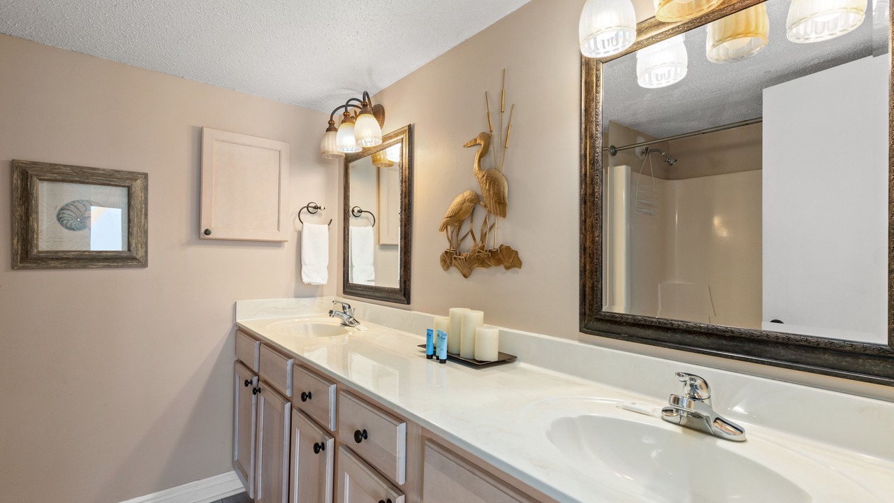 Photo of Bathroom in Sunnyside