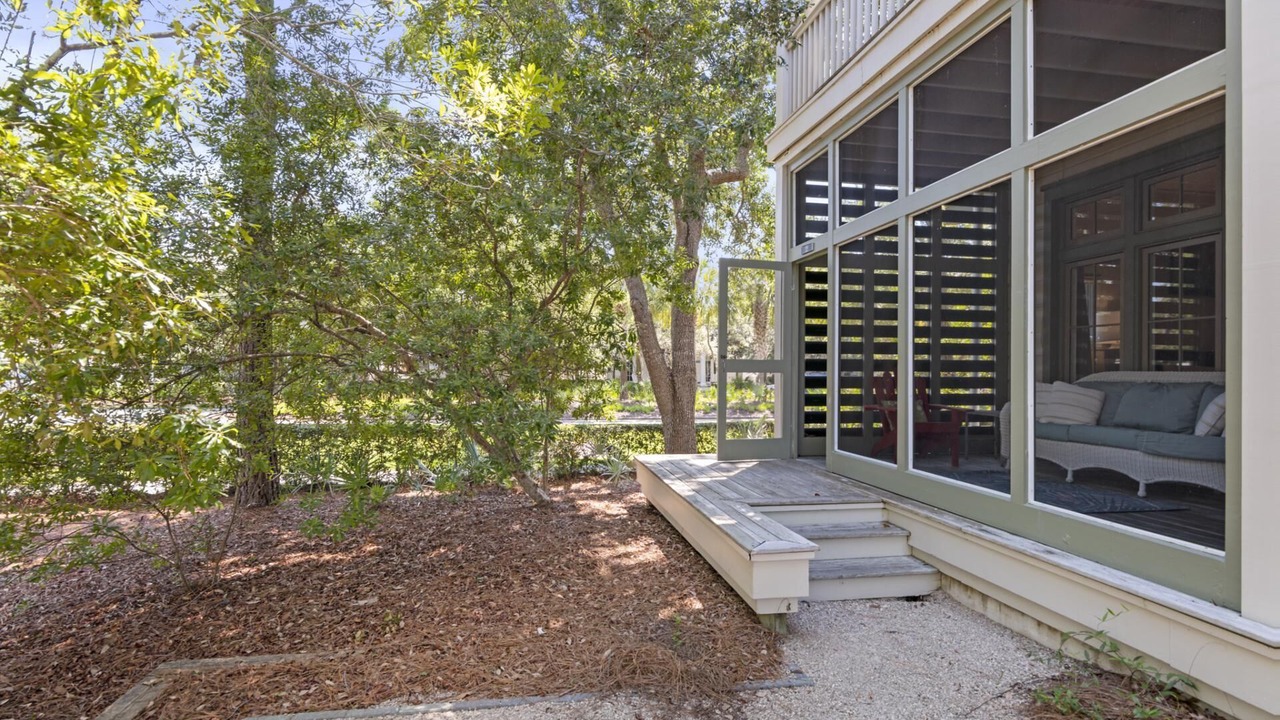 Photo of Patio Balcony in Beach District