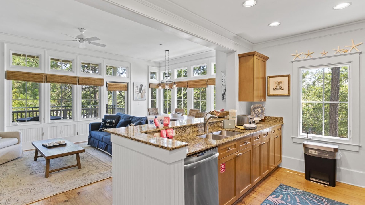 Photo of Kitchen in Beach District