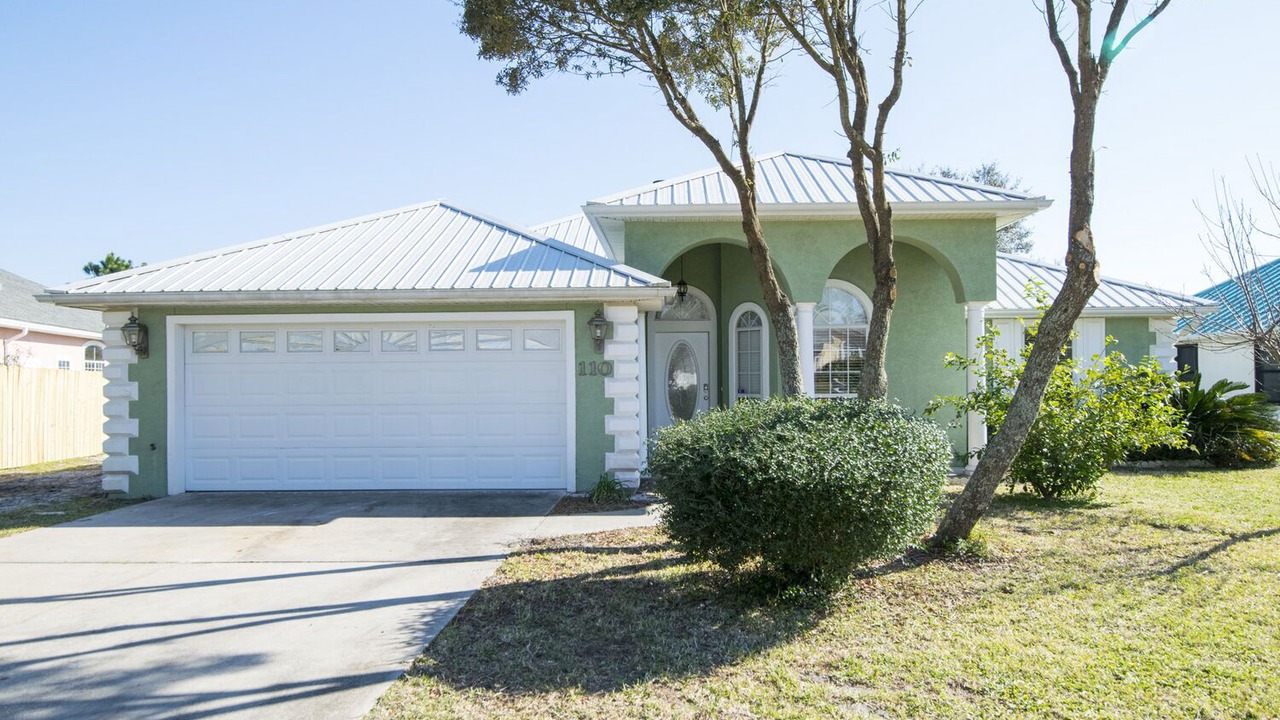 Photo of Outdoor in Fort Bay