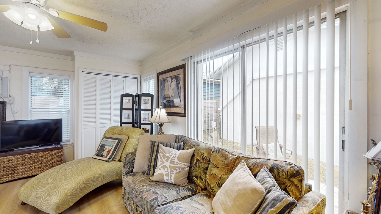 Photo of Livingroom in Laguna Beach