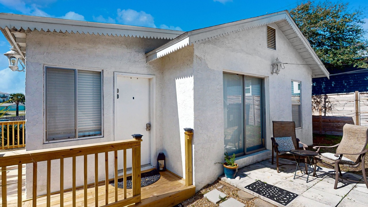 Photo of Patio Balcony in Laguna Beach